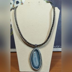 BEAUTIFUL Vintage genuine stone beaded necklace